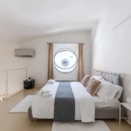 Ab - Via Dello Scalo 10 Falkland Apartman