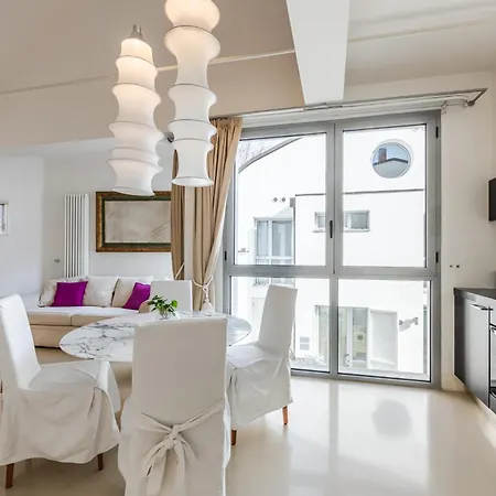 Ab - Via Dello Scalo 10 Falkland Appartement Bologna